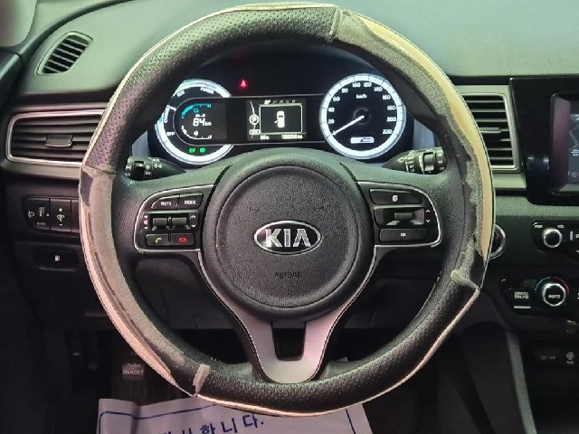 6081500048R9.jpg