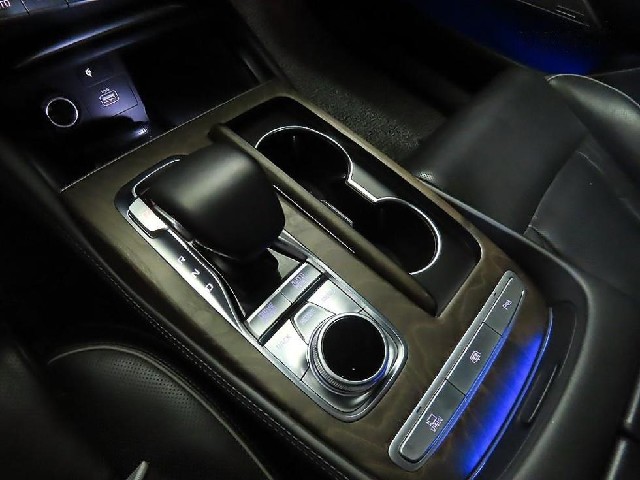 7f012ae83bbc8f4a25ccc04ea8827327.jpeg