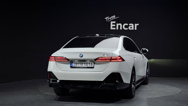 e38ac9376545a794537b53688c7a0e40.jpeg