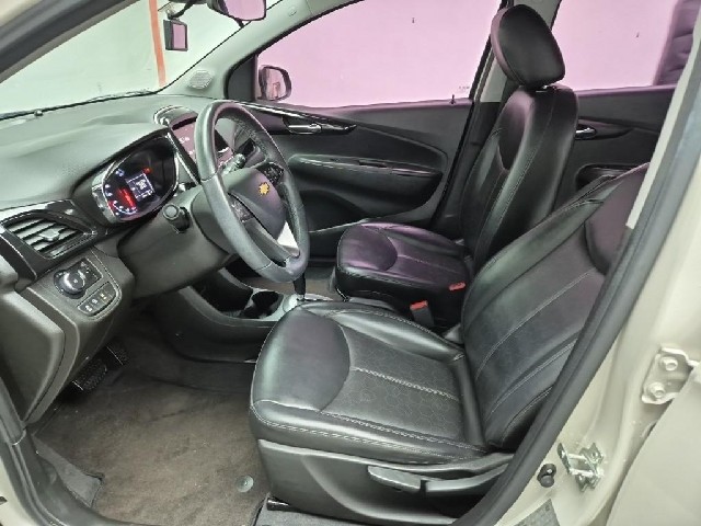 6011000636R11.jpg
