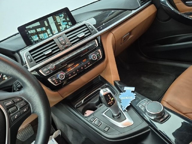 6081001811R10.jpg
