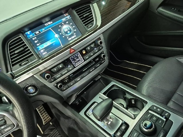 6081000111R10.jpg