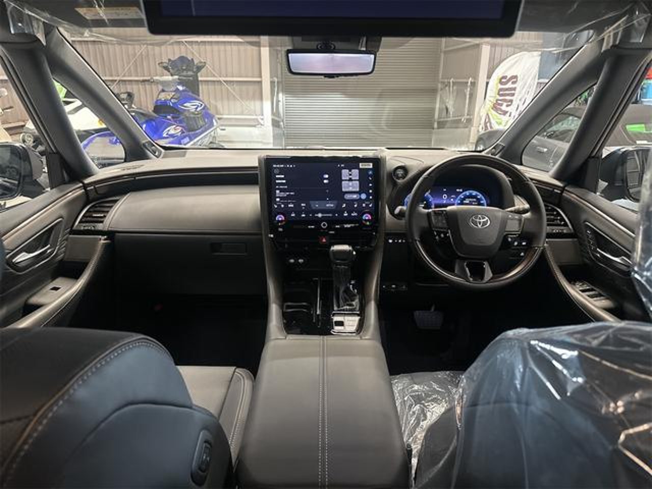 2026 Toyota Alphard, photo 2 of 2