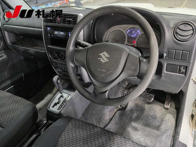 7135afd97e7d1c1b19d774272b373475.jpg