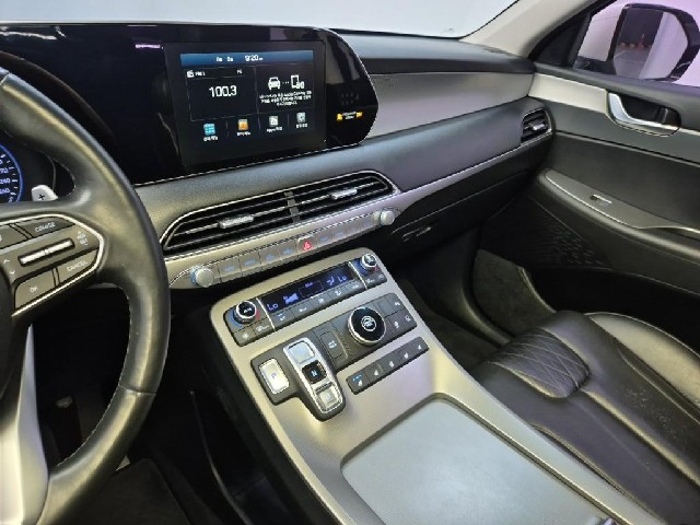 6071502097R10.jpg