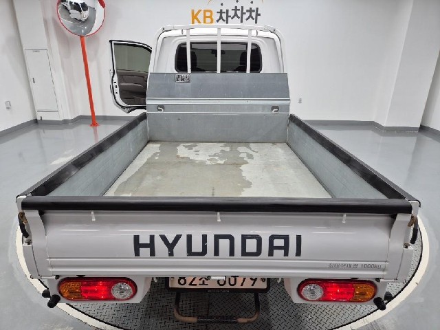 6081001925R17.jpg
