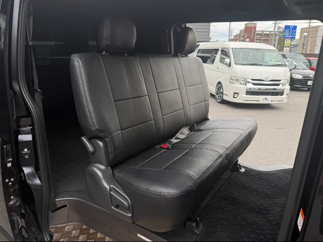 b173c95cdeb74e25d7130a10e42f152a.jpg