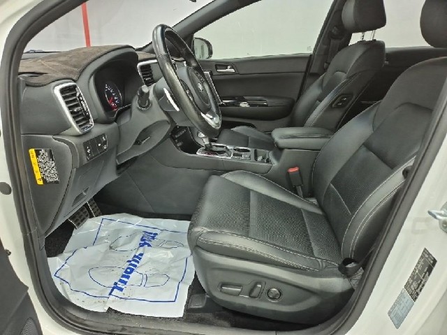 6071000557R11.jpg