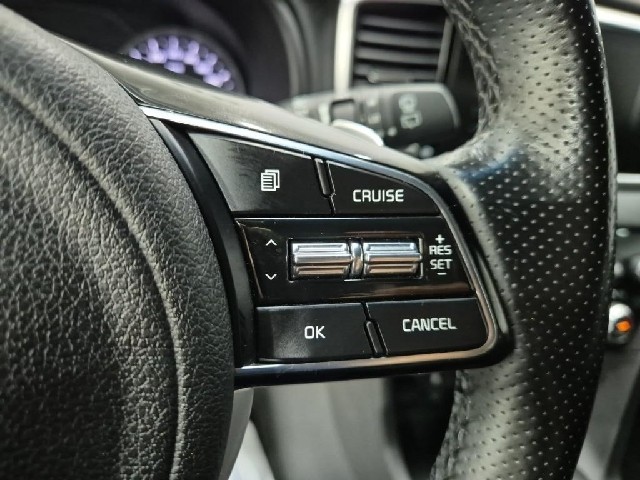 6071000557R15.jpg