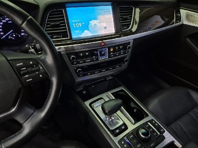 6081000249R10.jpg