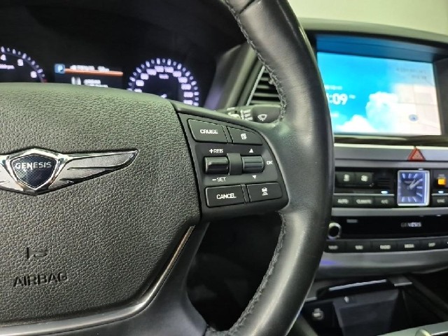6081000249R15.jpg