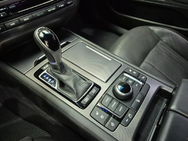 6081000081R8.jpg