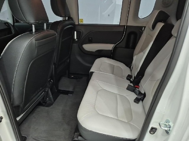 6091000540R12.jpg