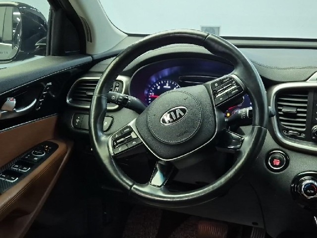 6081002268R9.jpg