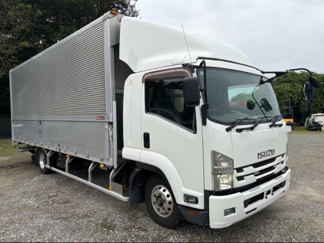 1033a3bcdd1f82e36fd2cffa2c3efea2.jpg