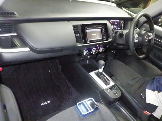 27120069_carP_l_15.jpg