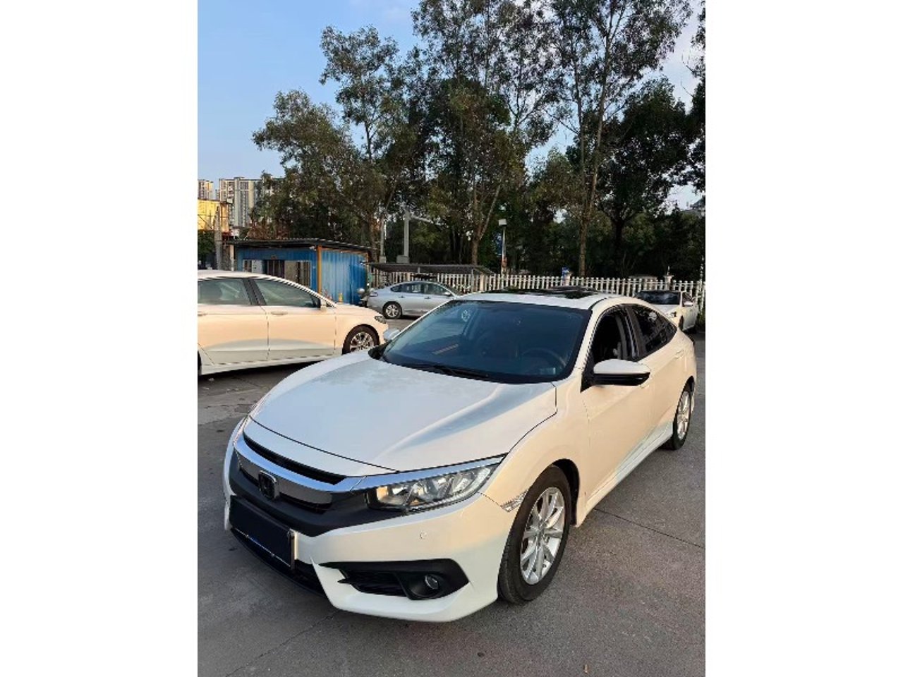 2019 Honda Civic, photo 1 of 1
