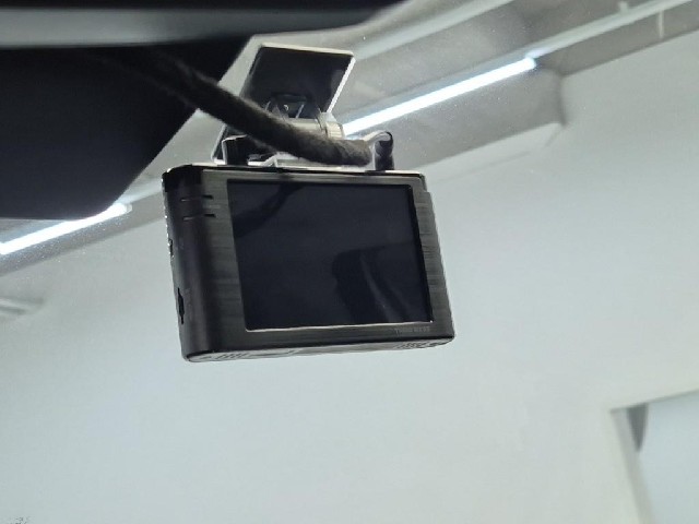 6081500314R17.jpg