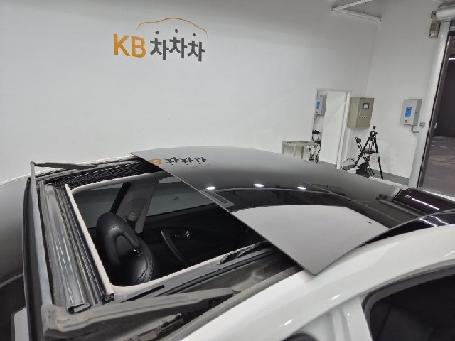 6091000697R13.jpg