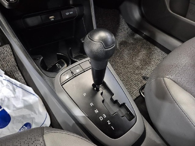 6091000632R8.jpg