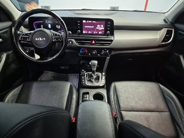 6081501866R7.jpg