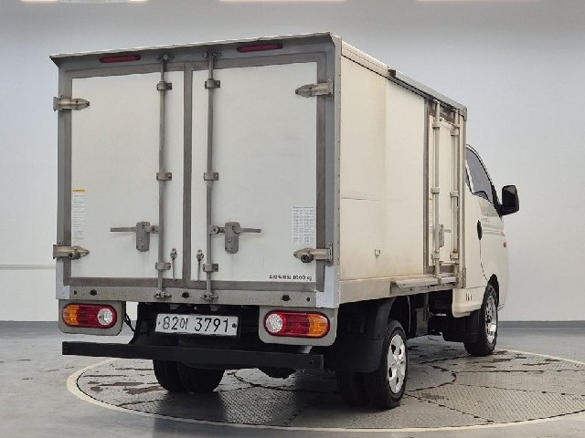 6081501855R3.jpg