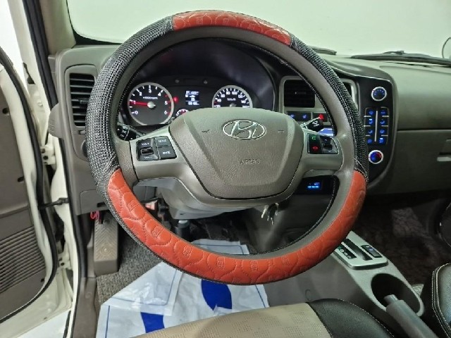 6081001065R8.jpg