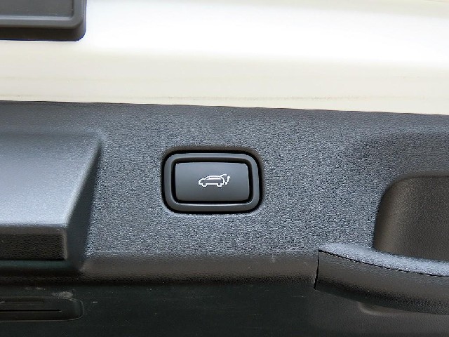 f05812edada4e3324cadaea461f4ab63.jpeg