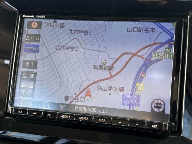 27082466_carP_l_2.jpg