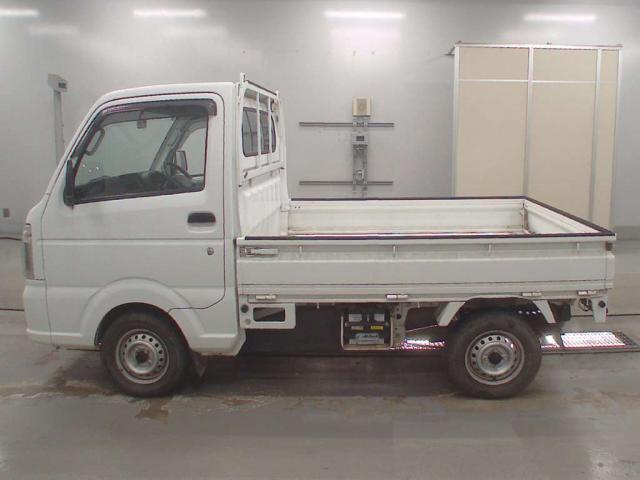 22975669_carP_l_2.jpg