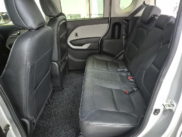 6081501300R12.jpg