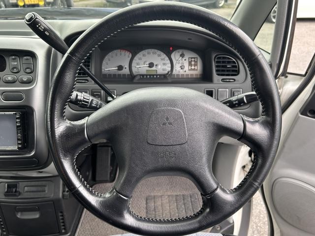 0720029A30260710W00117.jpg