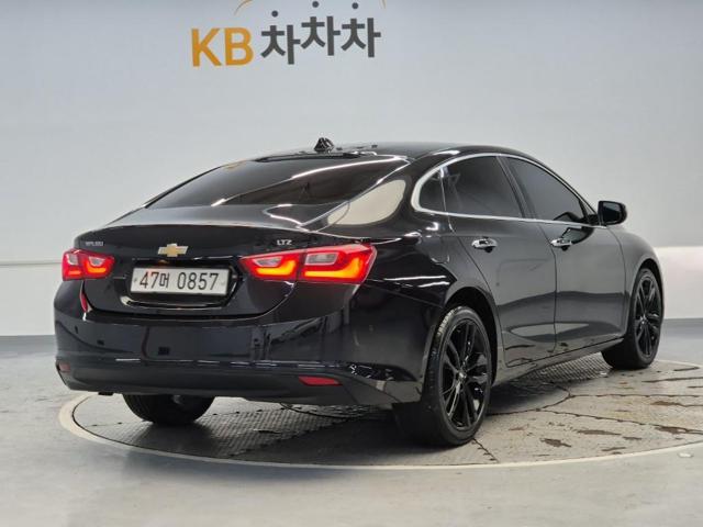 6051501676R3.jpg