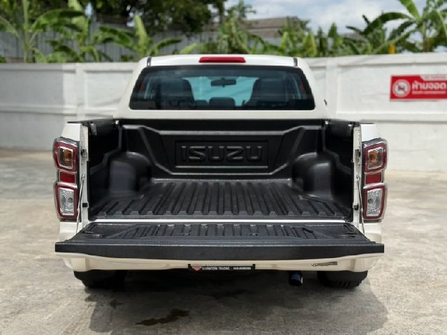 58c8273cd49e121e54bfbddf65cfa1ae.jpeg