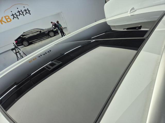 6061000897R13.jpg