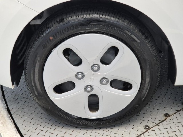 6041000241R17.jpg