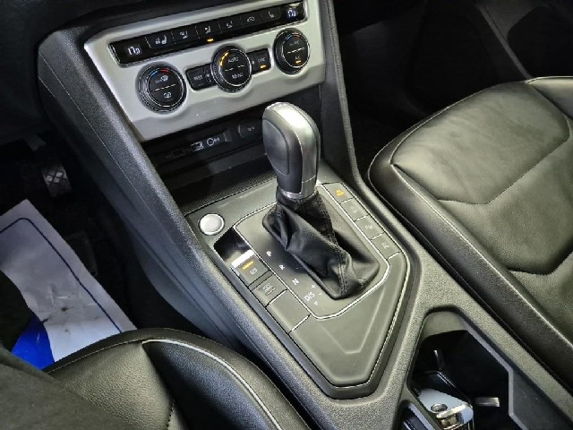 6081501465R8.jpg