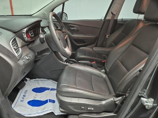 6041000132R11.jpg