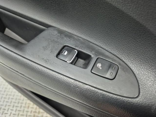 6051001854R19.jpg