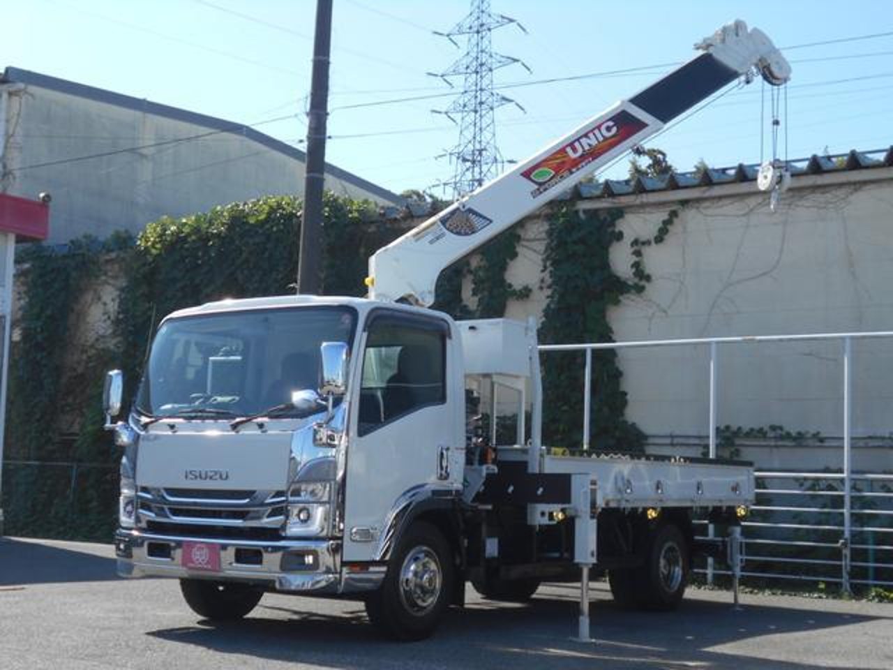 2021 Isuzu Elf, photo 1 of 1