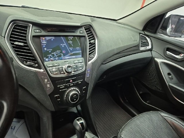6051500032R10.jpg