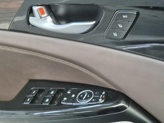 6081501802R18.jpg