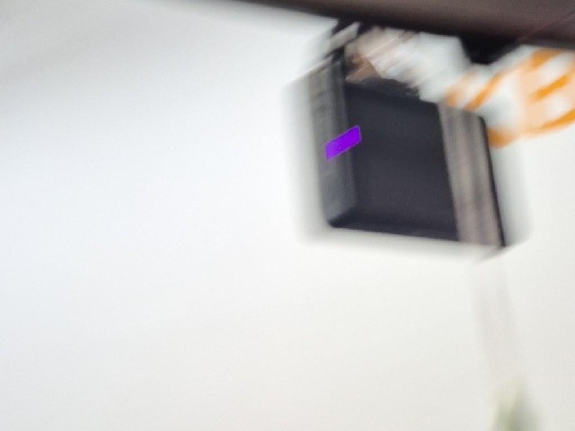 6081501373R15.jpg