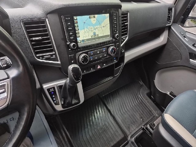 6061501712R10.jpg