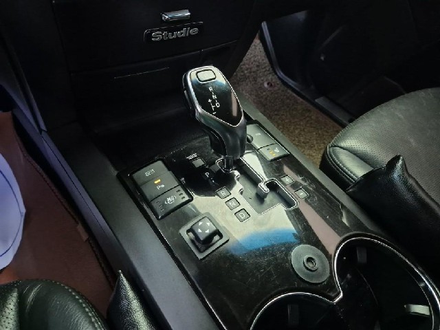 6051500258R8.jpg