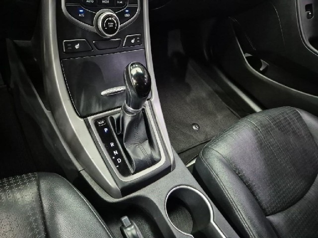 6081000895R8.jpg