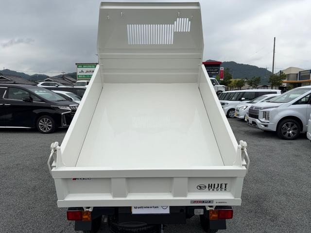 0720327A30260705W00116.jpg
