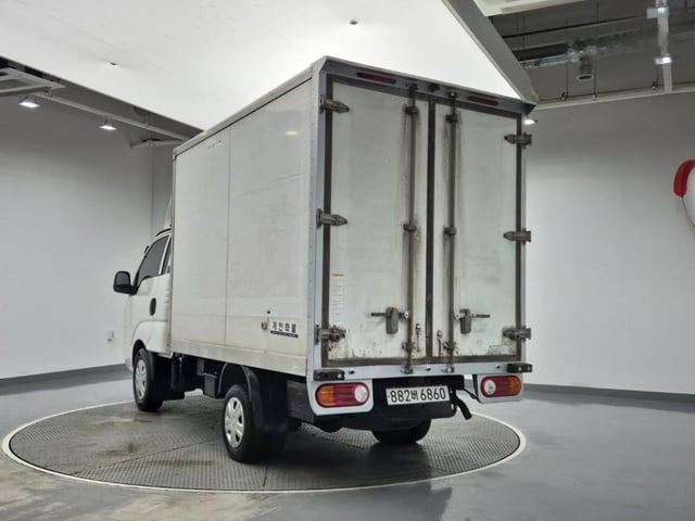 dc38069e6da01daae3e620e9d2f72d80.jpeg