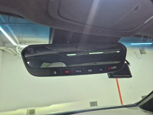 6081500575R18.jpg