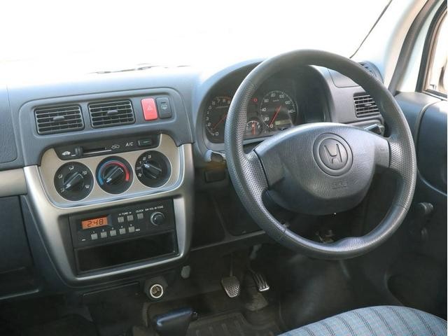 0803816A30260907W01219.jpg
